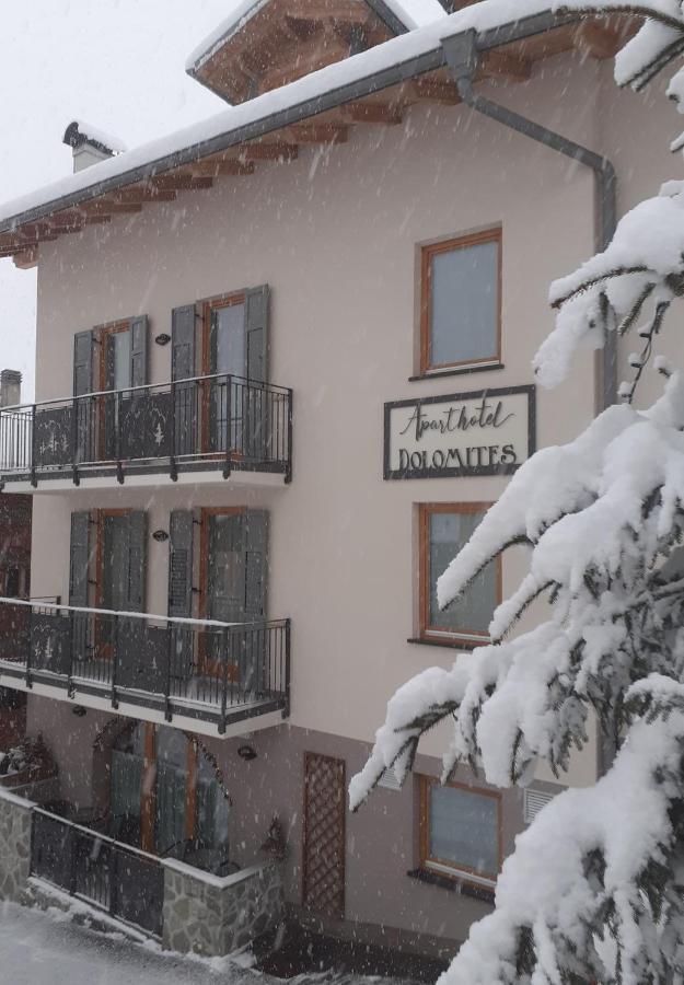 Aparthotel Dolomites Living&Relax Commezzadura Kültér fotó